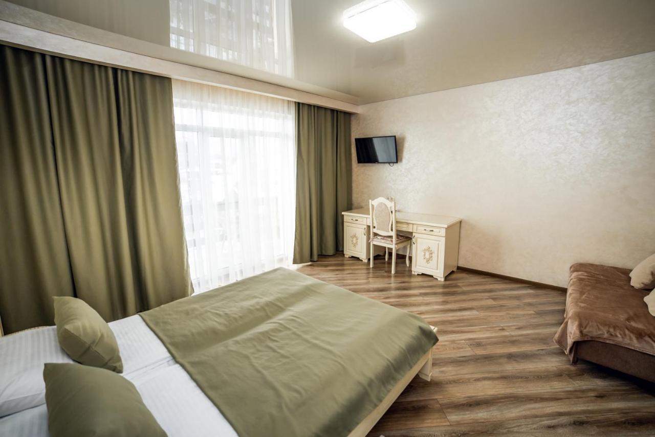Августин Hotel Solochin Exterior photo