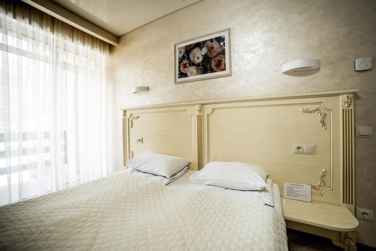 Августин Hotel Solochin Exterior photo